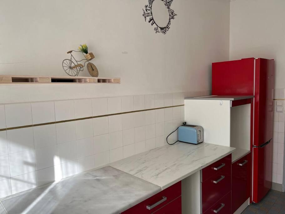 Vieux Port Apartment *